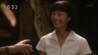 drama,série,japon,nhk,carnation,asadora,automne 2011,hiver 2012,ono machiko,kobayashi kaoru,aso yumi,shoji terue,kuriyama chiaki,hamada mari,tamaru maki,suga takamasa,onoue hiroyuki,komoto masahiro,kondo masaomi,kunimura jun,suruga taro,ayano go,niiyama chiharu,kawasaki asami,yasuda misako,sato naoki,shiina ringo