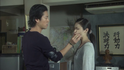 drama,série,japon,sengyou shufu tantei,fukada kyoko,fujiki naohito,kiritani kenta,furuta arata,kohinata fumiyo,ishida yuriko,automne 2011,tbs